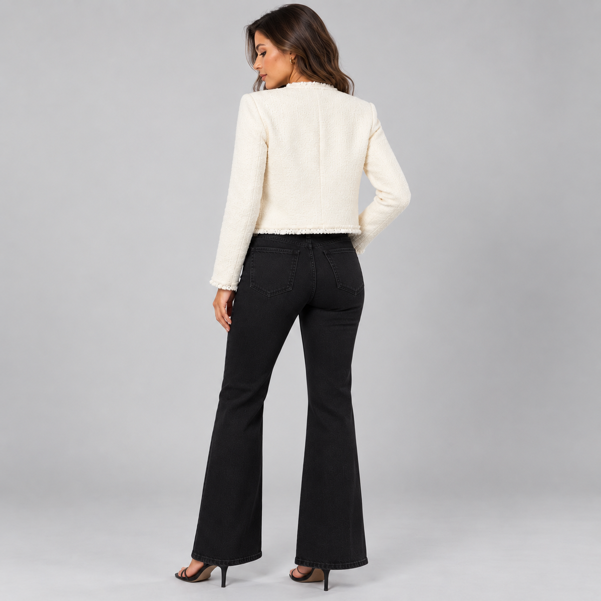 Jaqueta Évora Off White com Botões Dourados