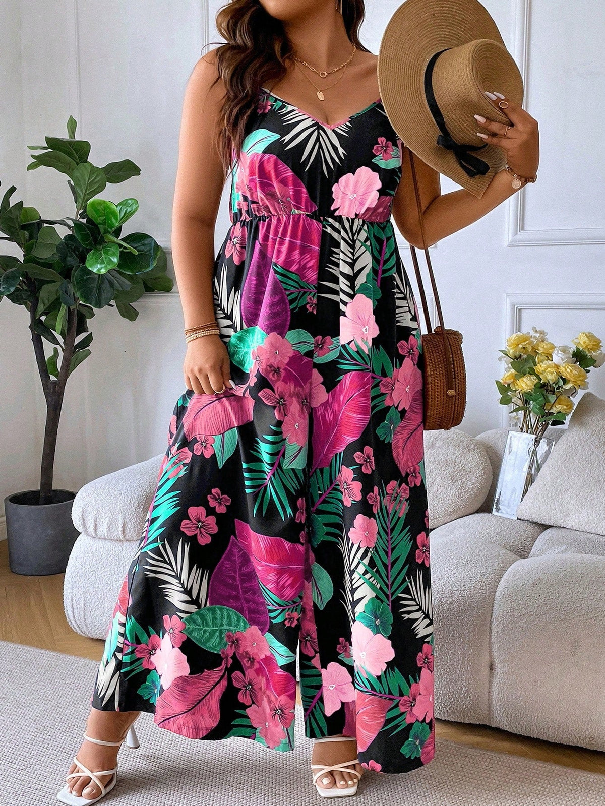 Macacão Plus Size Floral Alinne