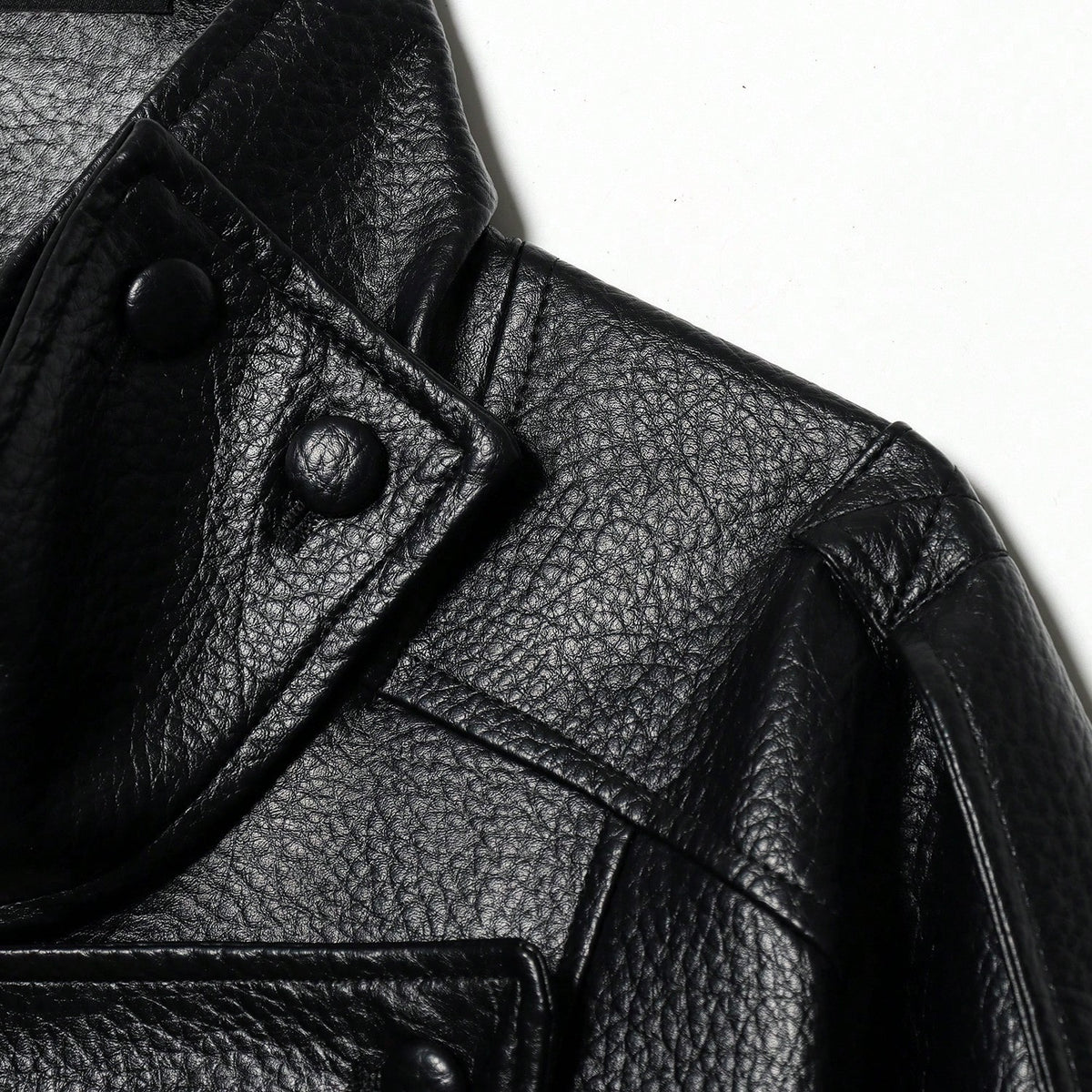 Jaqueta Feminina Camellia Oversized de Corte Solto, Nova para Outono/Inverno, Estilo Europeu e Americano, Casaco Minimalista Versátil Premium em Couro Sintético para Outono - Preto